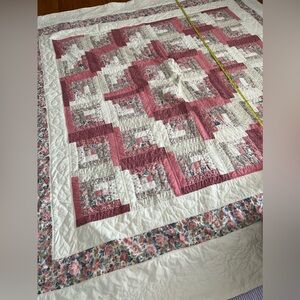 Vintage throw quilt blanket bedsheet log cabin